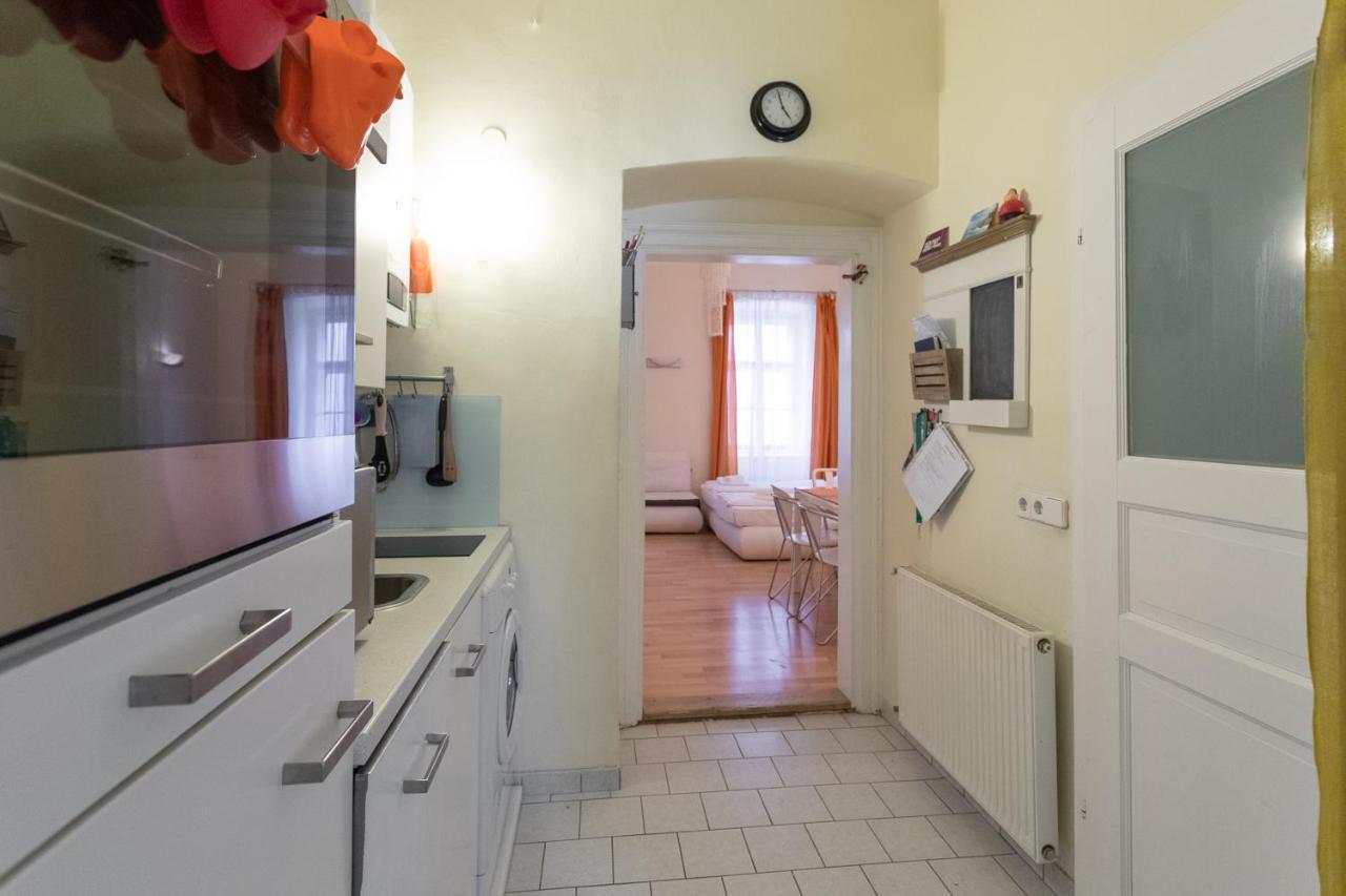 Central Garden Apartments Відень Номер фото